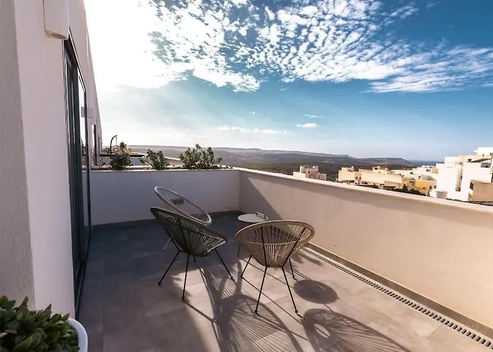 Mediterranean Luxury 2br Penthouse With Sea Views Apartament *